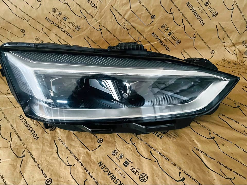Audi A5 matrix headlight 2019 - Private Seller Audi A5 matrix headlight 2019 - Private Seller