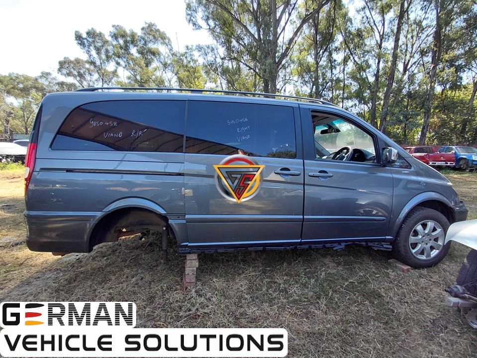 Mercedes Benz Viano now stripping for spares