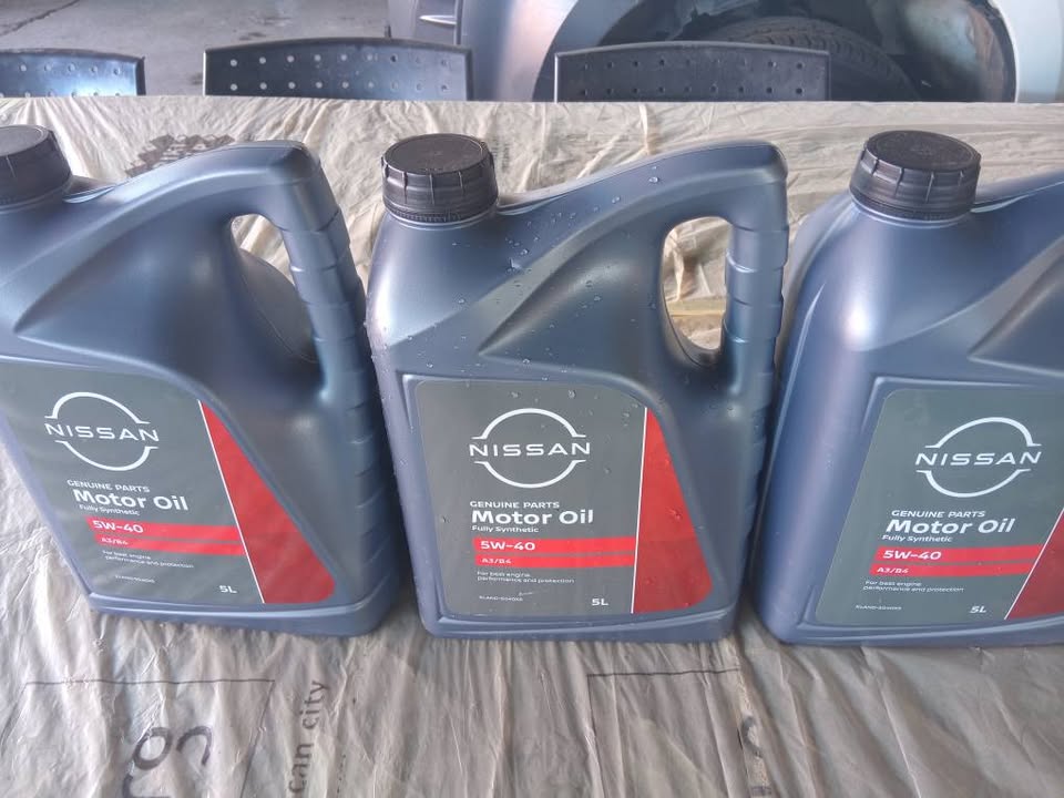 Nissan 5W-40 Synthetic Engine Oil For Sale - Private Seller Nissan 5W-40 Synthetic Engine Oil For Sale - Private Seller
