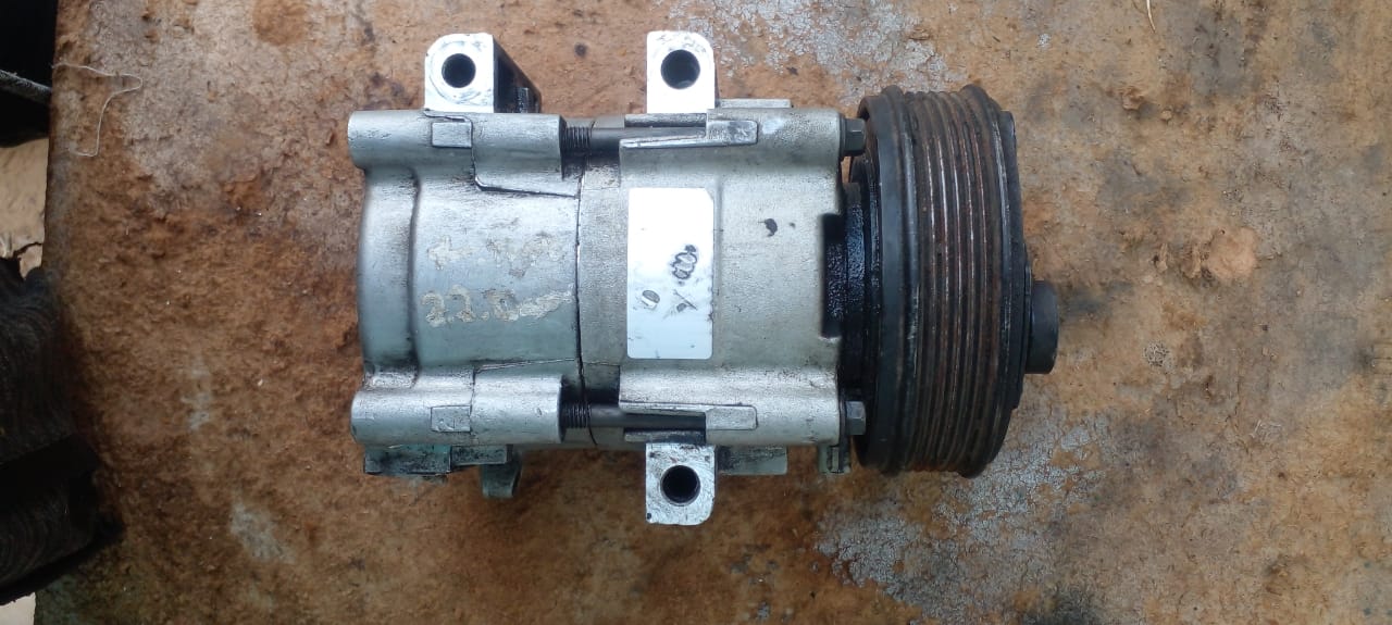 Used Aircon pump Jaguar S type - Private Seller Used Aircon pump Jaguar S type - Private Seller
