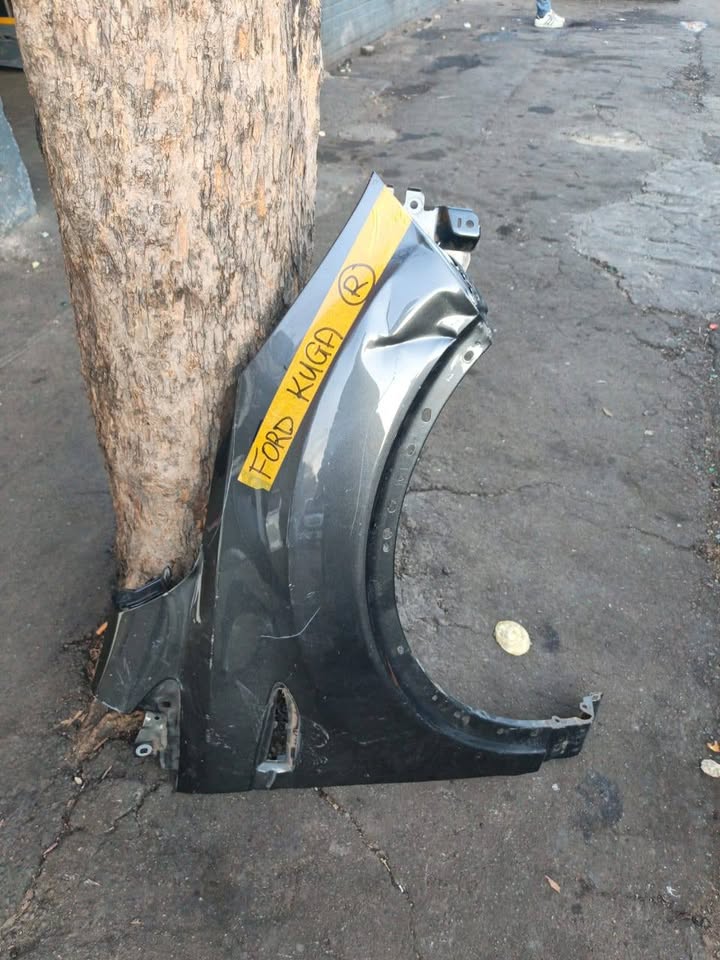 Ford Kuga Right Fender - Private Seller