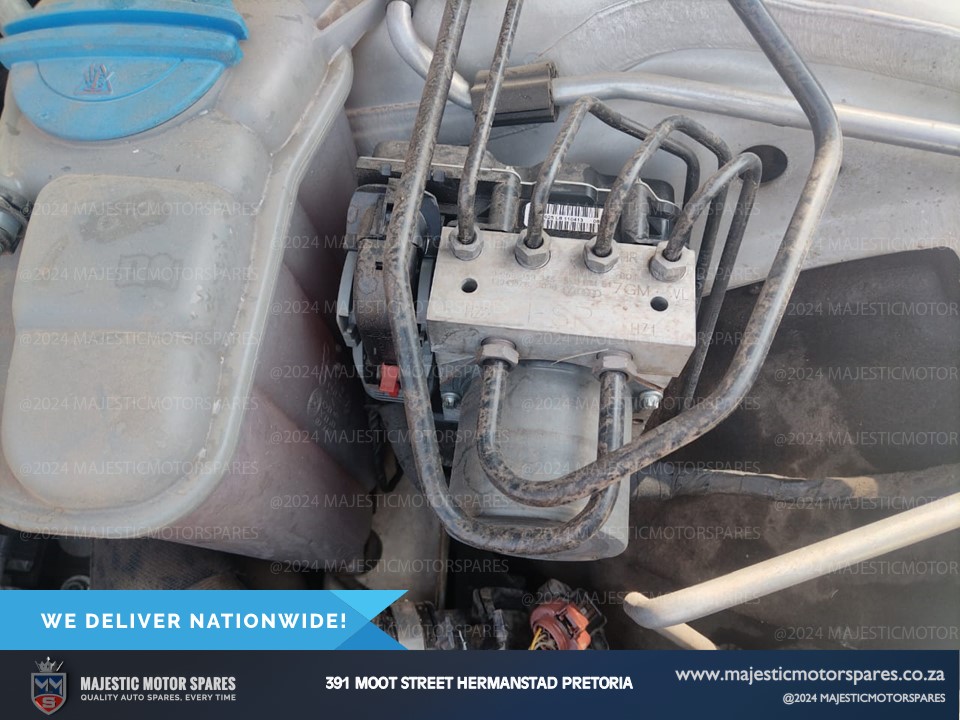 2015 Audi A5 2.0 T ABS Pump for sale - Second-Hand