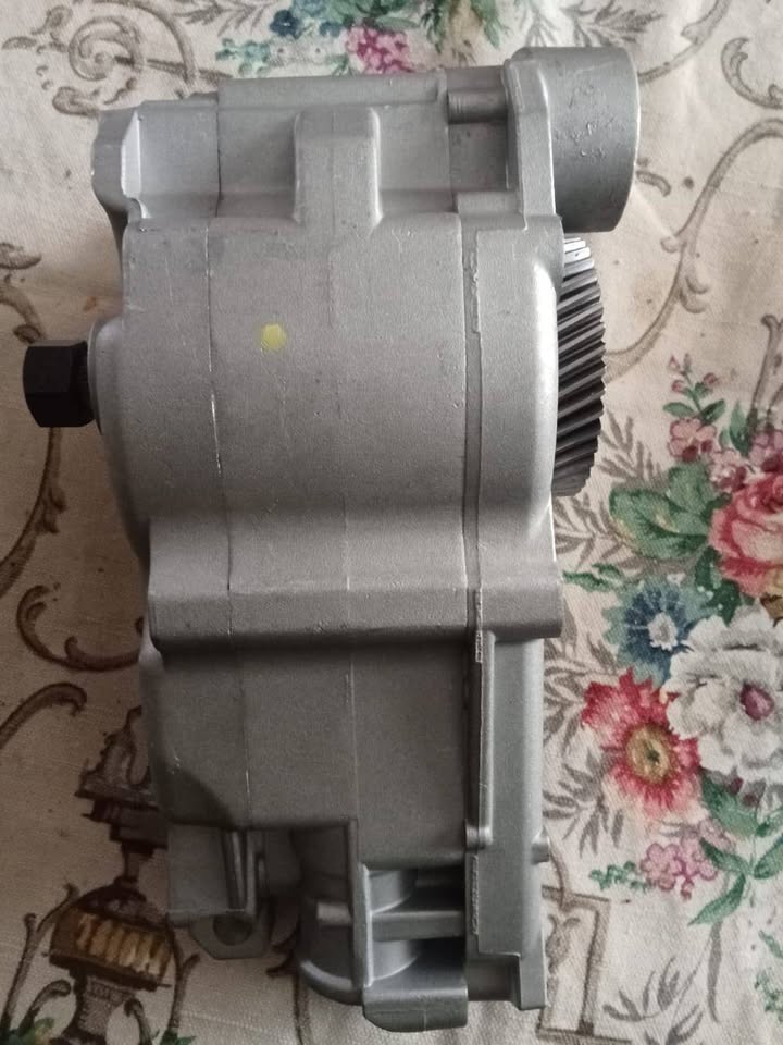 BMW 320i E90 Oil Pump - Private Seller BMW 320i E90 Oil Pump - Private Seller