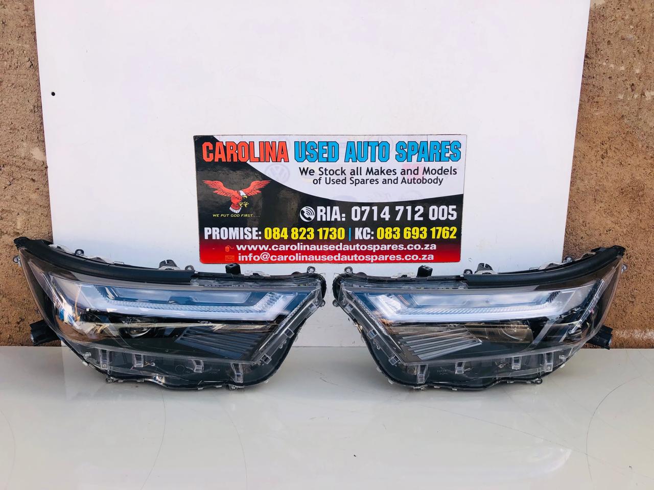 Toyota Rav4 left and right side full LED headlights (2024) - Private Seller Toyota Rav4 left and right side full LED headlights (2024) - Private Seller