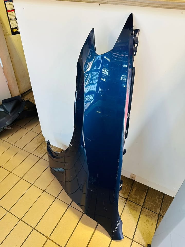 2019 BMW X3 G01/G02 FRONT LEFT FENDER FOR SALE - Private Seller 2019 BMW X3 G01/G02 FRONT LEFT FENDER FOR SALE - Private Seller
