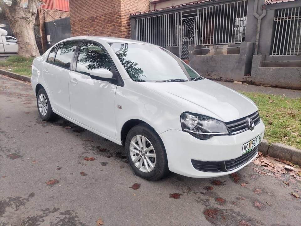 2016 VW polo vivo 1.4 sedan