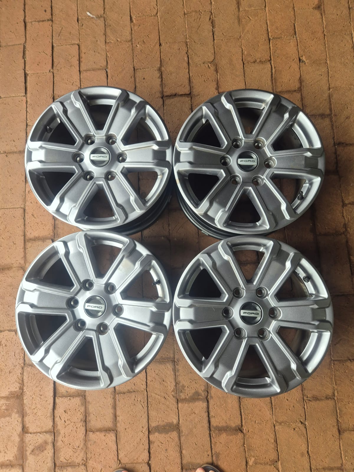 Ford XLT Next Generation 17" Mags - Private Seller Ford XLT Next Generation 17" Mags - Private Seller