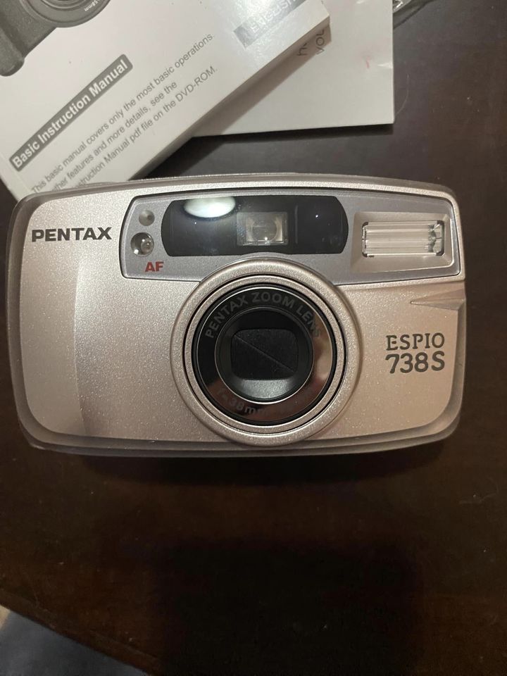 Pentax ESPIO738S point and shoot 35mm film camera Pentax ESPIO738S point and shoot 35mm film camera