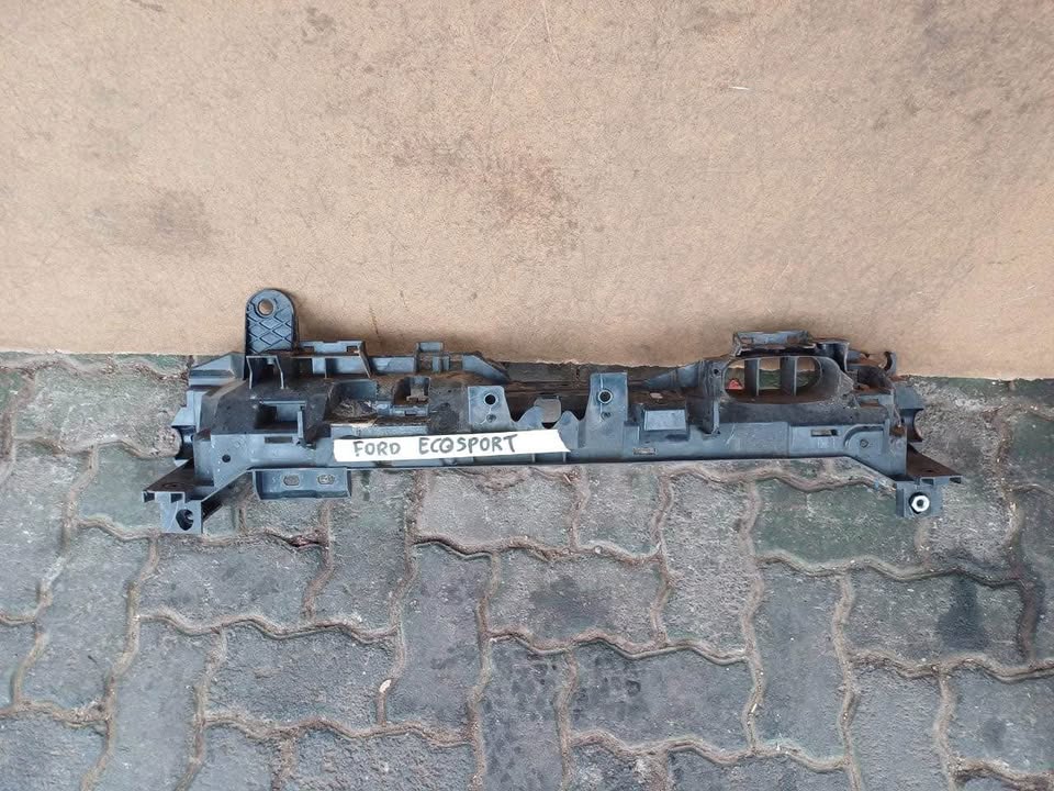 Ford Ecosport top cradle - Private Seller Ford Ecosport top cradle - Private Seller