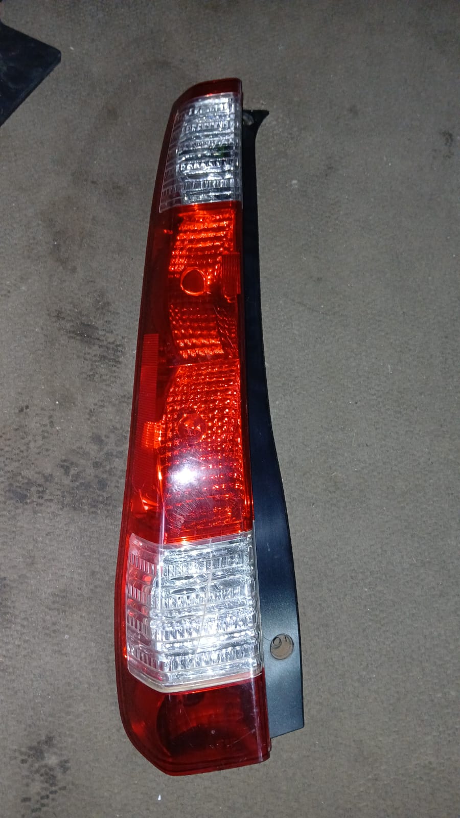HONDA CRV 02-07 LH REAR LIGHT - Private Seller HONDA CRV 02-07 LH REAR LIGHT - Private Seller