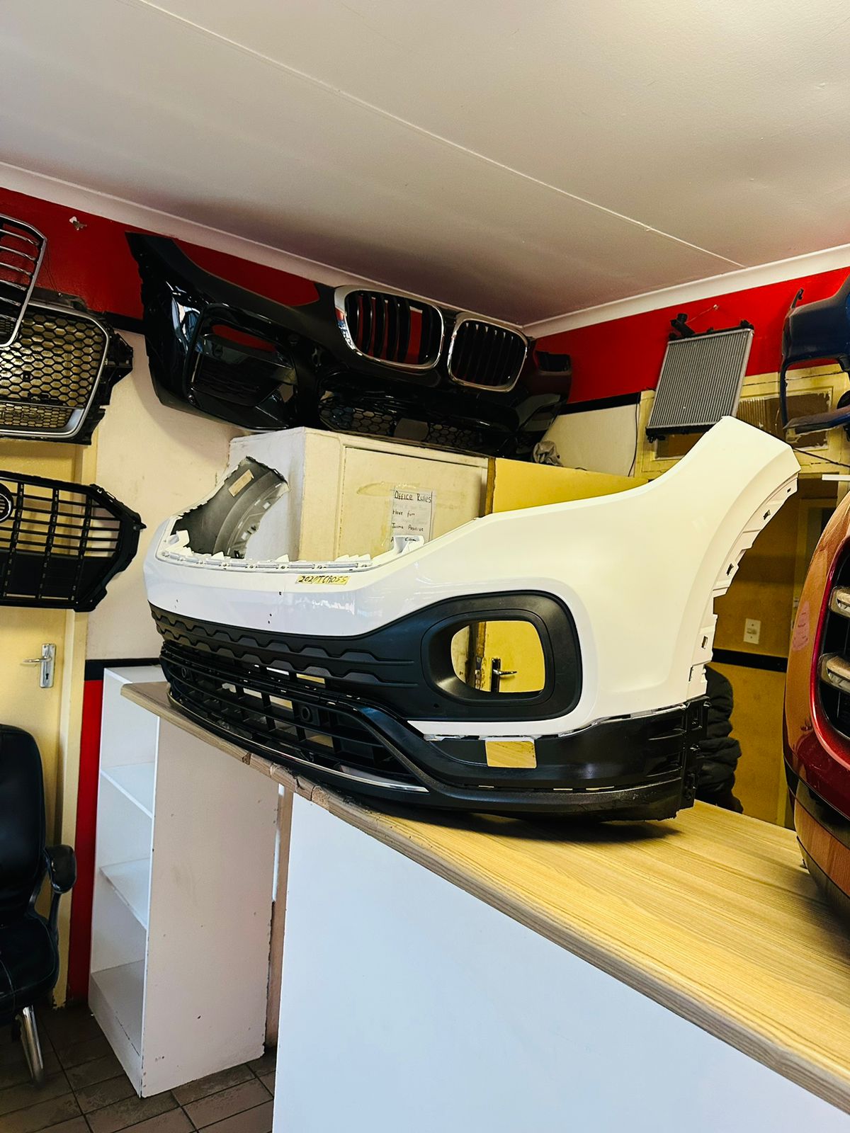 2022 VW T CROSS COMPLETE BUMPER AVAILABLE FOR SALE - Private Seller 2022 VW T CROSS COMPLETE BUMPER AVAILABLE FOR SALE - Private Seller