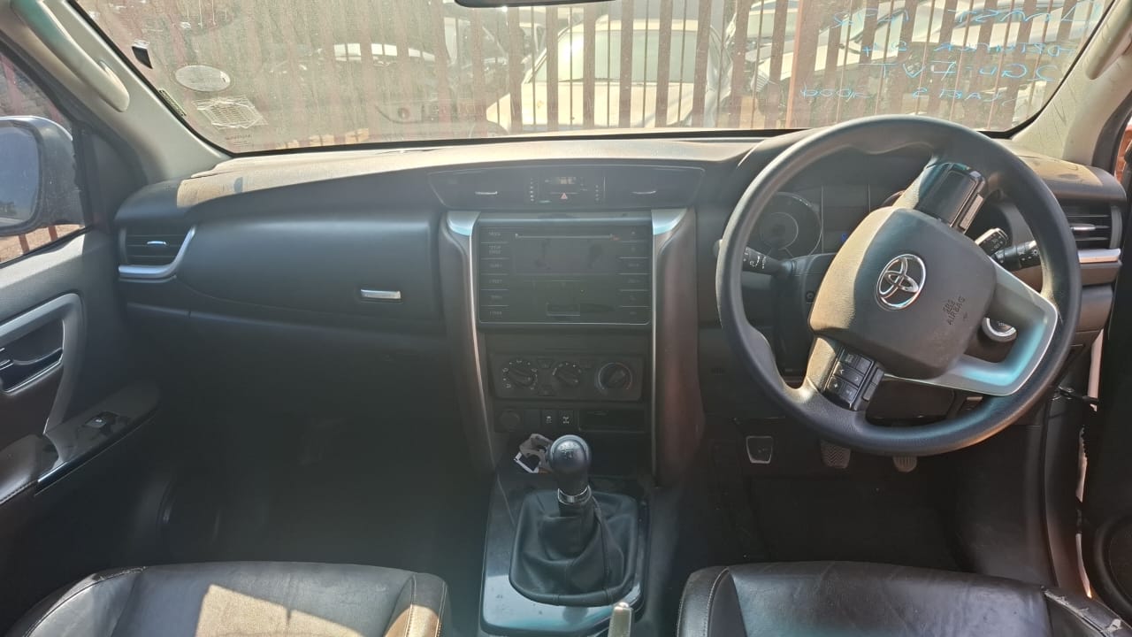 Now stripping a 2016 Toyota Fortuner GD6 2.4 Manual used spares used parts