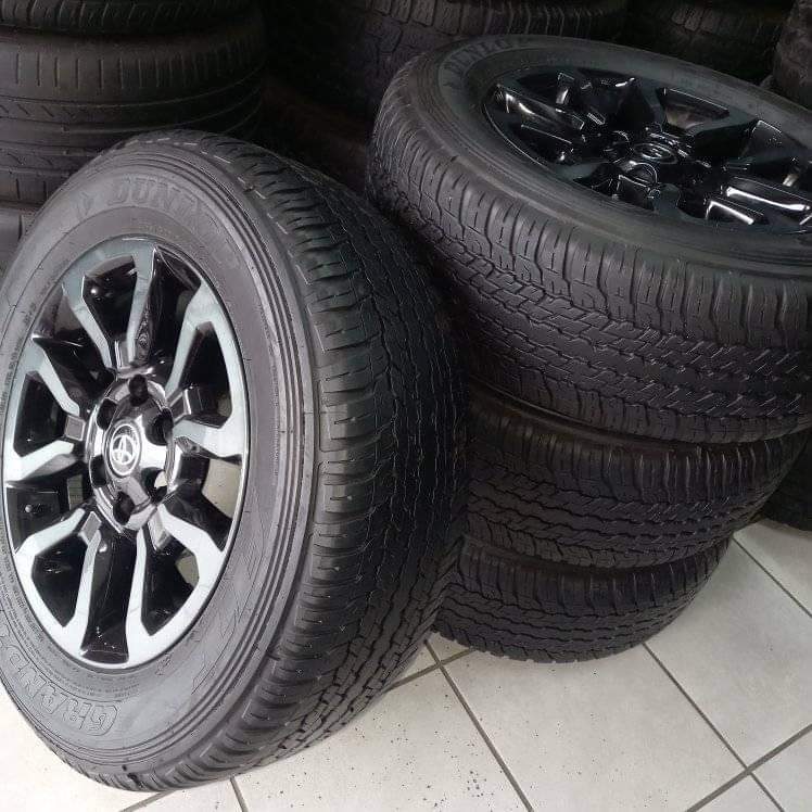 Toyota legend R S / hilux mag rims and tyres 18 inches - Private Seller Toyota legend R S / hilux mag rims and tyres 18 inches - Private Seller