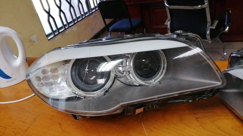 BMW F10 XENON HEADLIGHTS - Private Seller BMW F10 XENON HEADLIGHTS - Private Seller