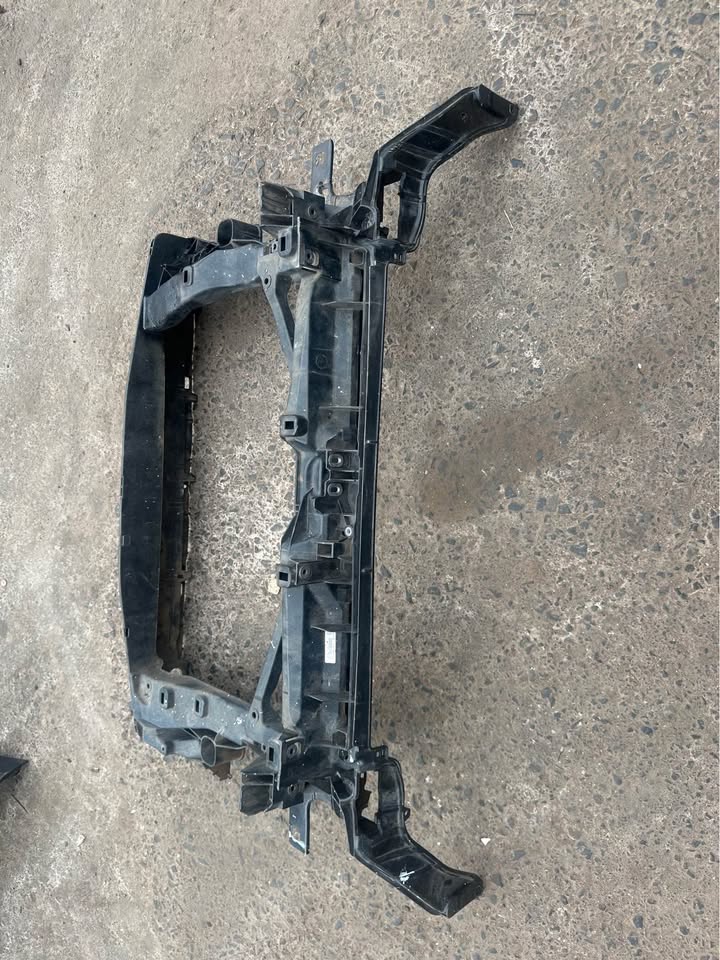 Audi a3 cradle - Private Seller Audi a3 cradle - Private Seller