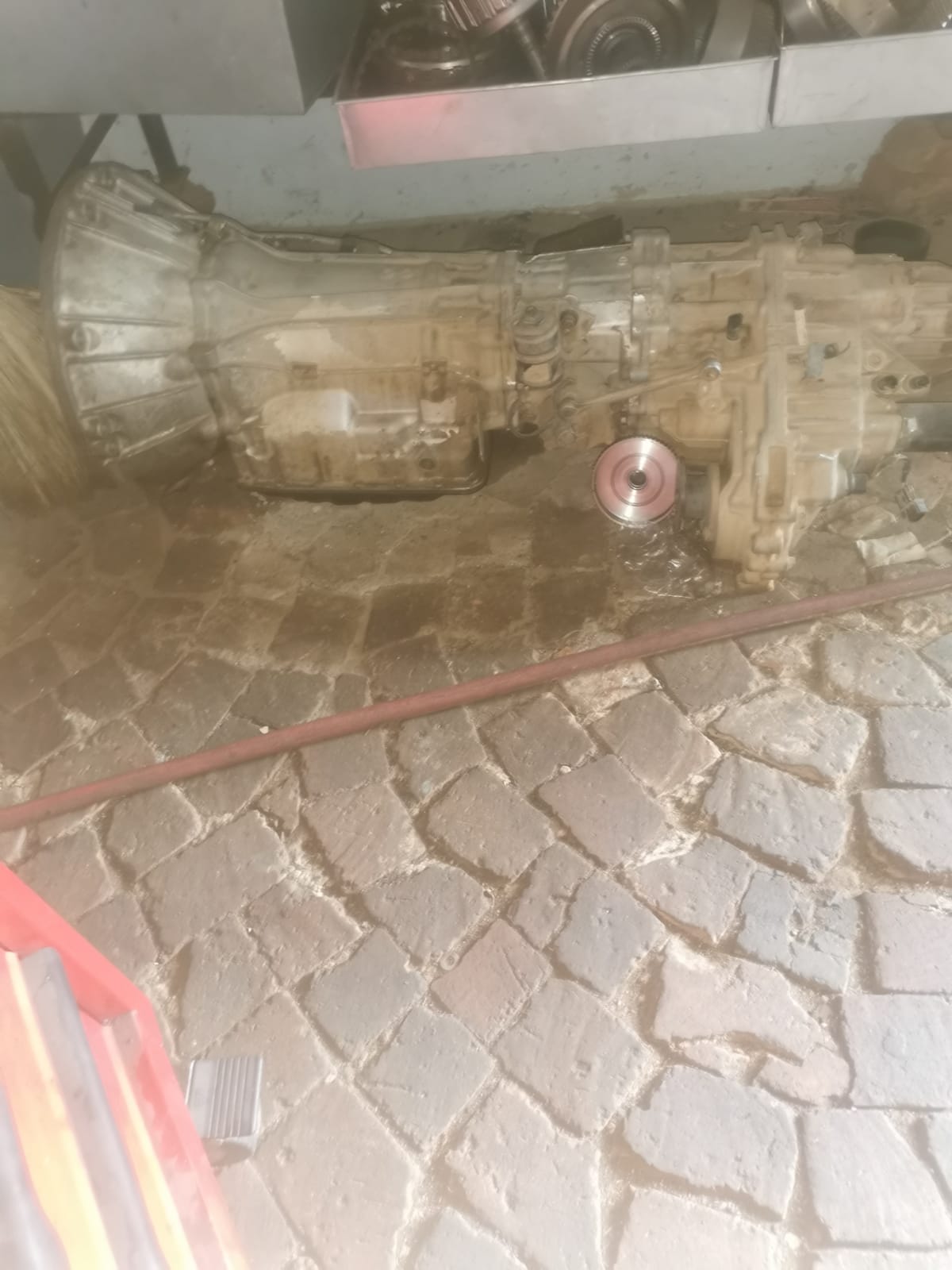 Nissan Pathfinder 4L Auto Gearbox - Private Seller