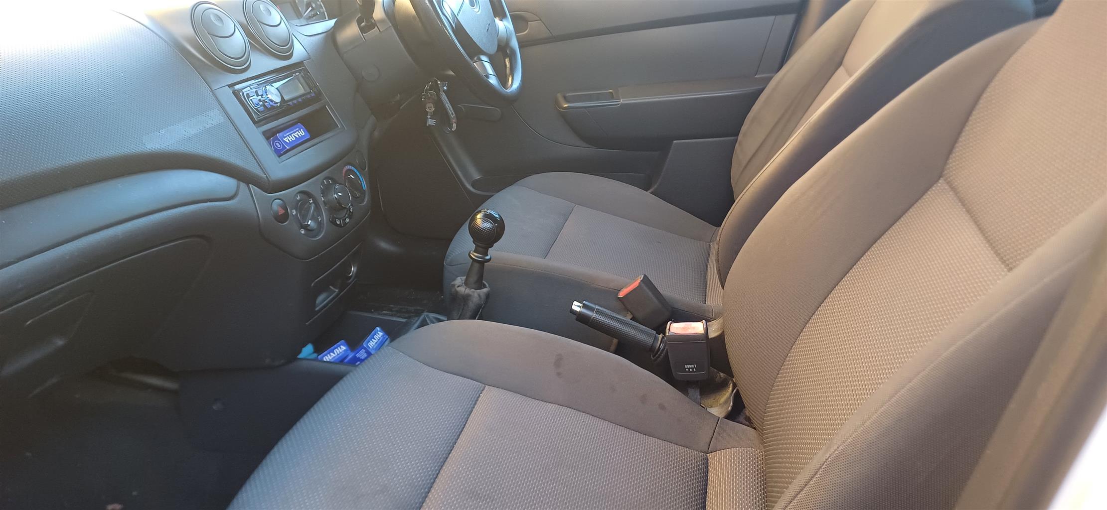 Car for sale get in and drive lisecnece up to date CHEVROLET AVEO