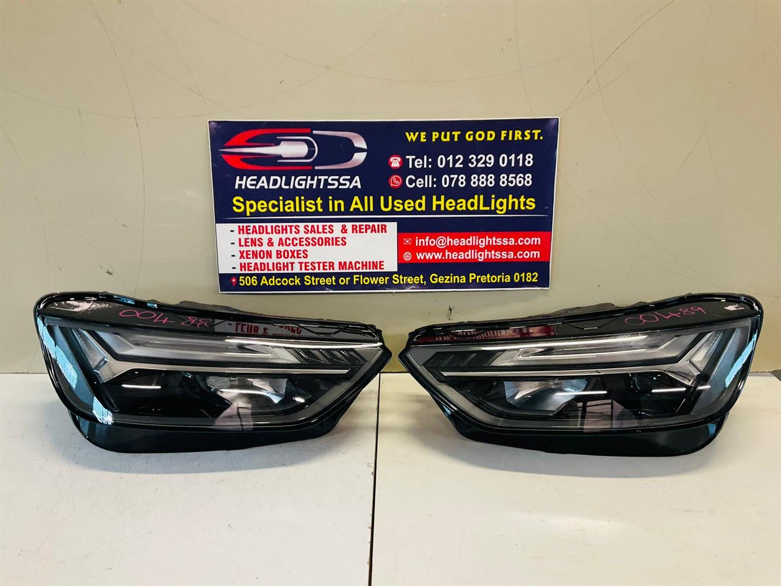 Audi Q5 facelift left and right side LED xenon headlights (2018-2023) - Private Seller Audi Q5 facelift left and right side LED xenon headlights (2018-2023) - Private Seller