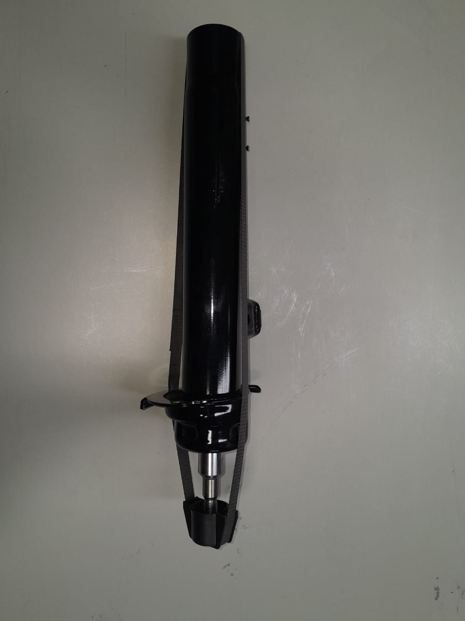 BMW E90 LEFT FRONT SHOCK ABSORBER FOR SALE - Private Seller BMW E90 LEFT FRONT SHOCK ABSORBER FOR SALE - Private Seller