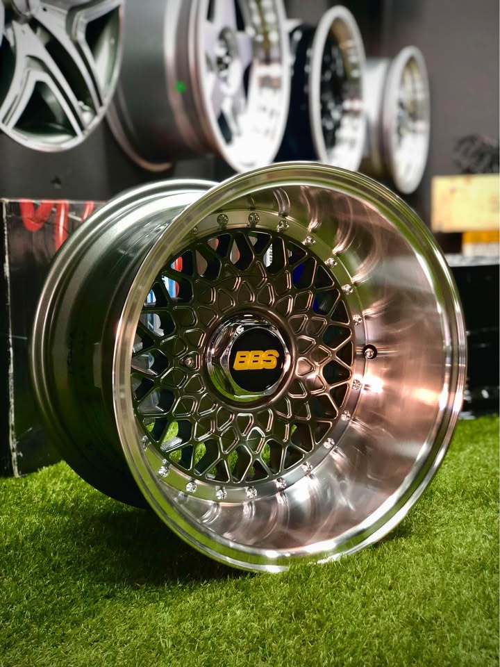15 inch 4x4 Bakkie 10J Eagle And BBS Rims - Private Seller