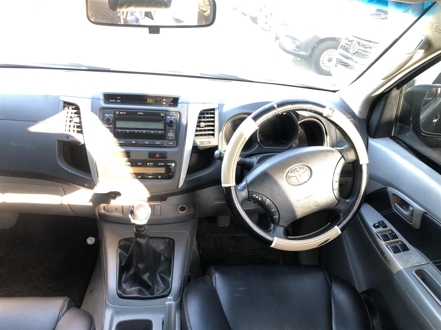 2011 Toyota Hilux 2.7VVTI Double Cab Manual For Sale