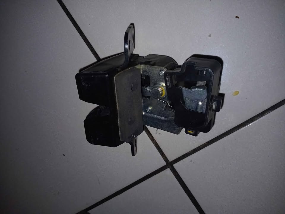Kia sportage boot lock - Private Seller