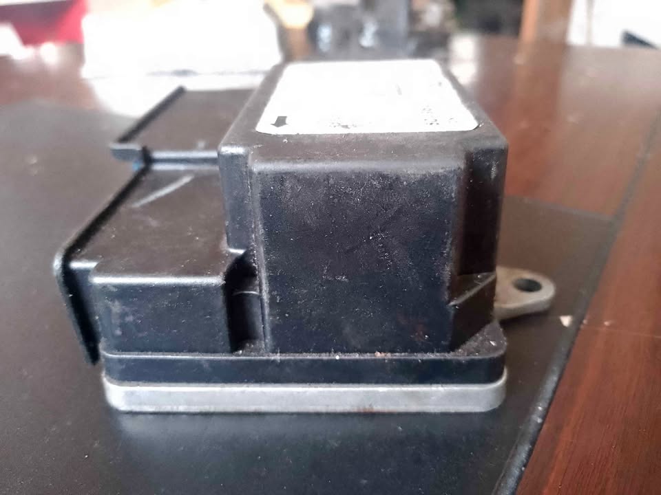 VOLVO S60 2006 AIRBAG SENSOR AVAILABLE DELIVERY AVAILABLE COUNTRY WIDE - Private Seller VOLVO S60 2006 AIRBAG SENSOR AVAILABLE DELIVERY AVAILABLE COUNTRY WIDE - Private Seller