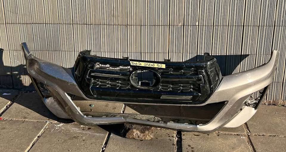 Toyota Hilux GD6 LEDGEND 50 bumper - Private Seller Toyota Hilux GD6 LEDGEND 50 bumper - Private Seller