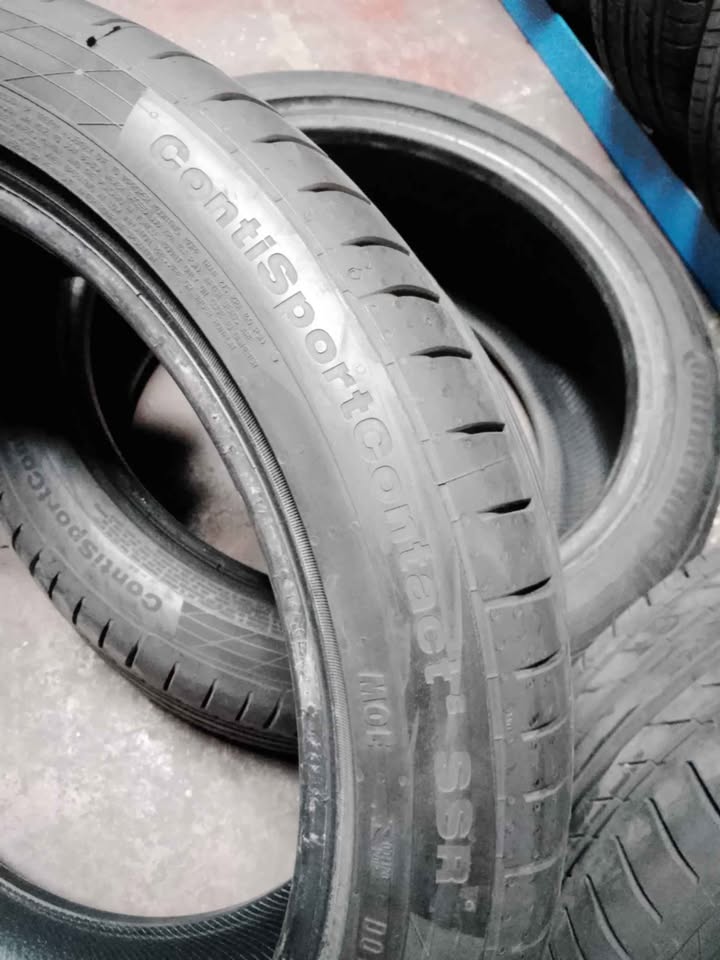 2 X 245/40/18 continental runflat tyres for Mercedes & BMW - Private Seller 2 X 245/40/18 continental runflat tyres for Mercedes & BMW - Private Seller