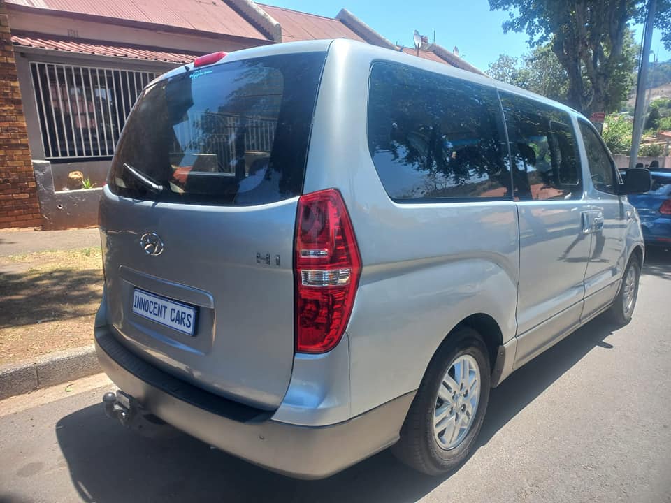 2018 HYUNDAI H1 BUS 2.5 DIESEL, AUTOMATIC, SILVER COLOR, MILEAGE 126000KMS