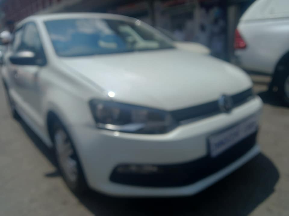 2022 VW POLO VIVO 1.4 PETROL HATCHBACK, MANUAL TRANSMISSION, WHITE COLOUR, MILEAGE 66000KM