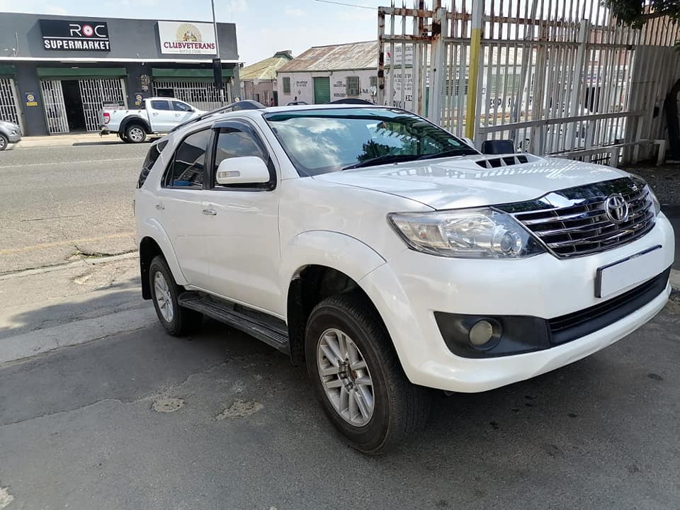 2013 Toyota Fortuner 3.0 4x2 D4D Seven seater