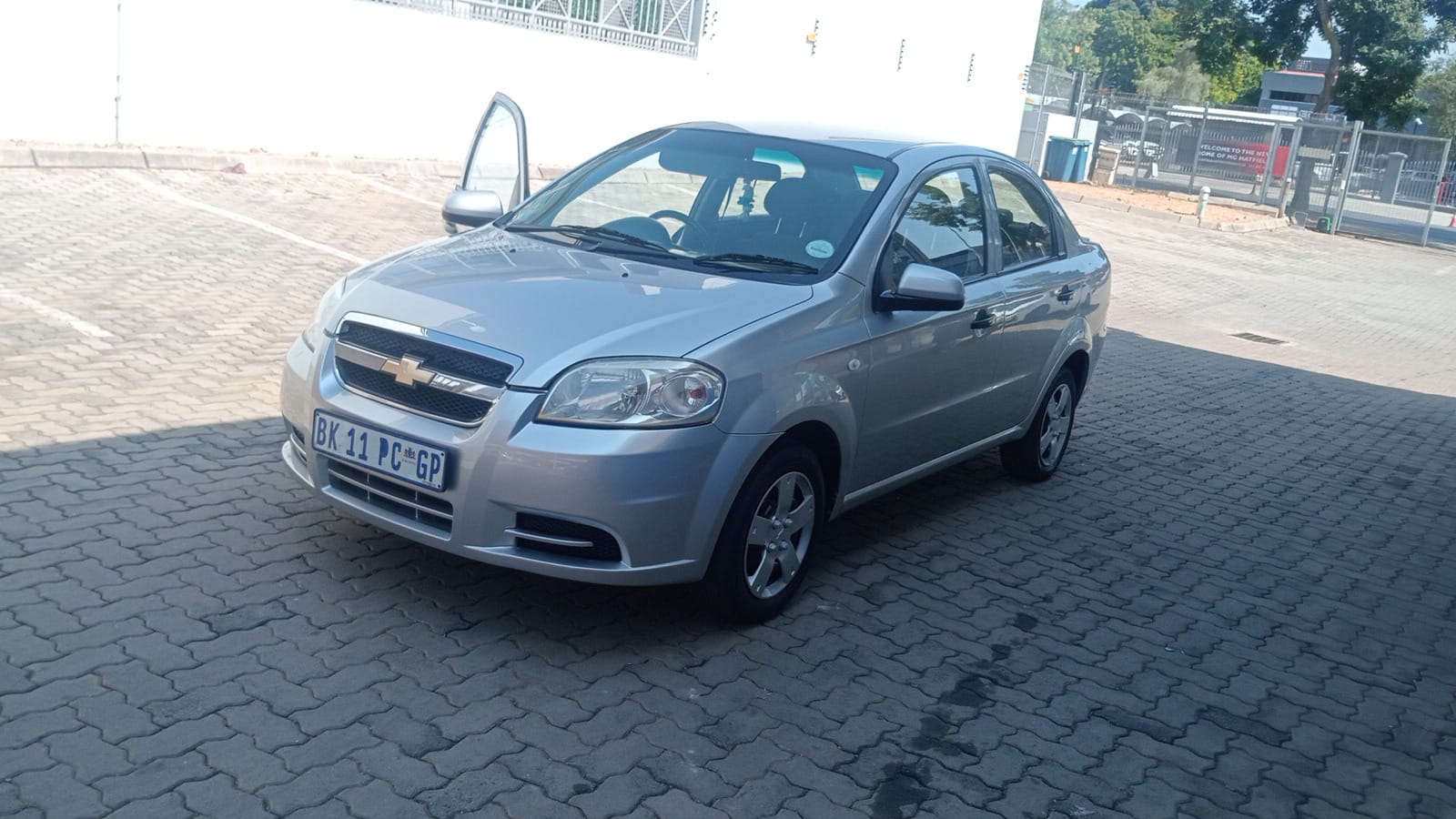 Used 2010 Chevrolet Aveo hatch 1.6 LS auto - Private Seller Used 2010 Chevrolet Aveo hatch 1.6 LS auto - Private Seller