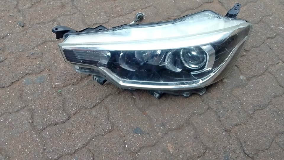 Suzuki Ertiga headlights - Private Seller Suzuki Ertiga headlights - Private Seller