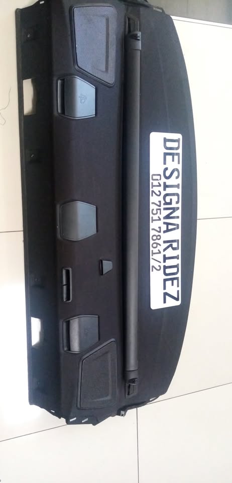 BMW REAR WINDSCREEN PARCEL LUGGAGE SHELF FOR F80 M3 - Private Seller BMW REAR WINDSCREEN PARCEL LUGGAGE SHELF FOR F80 M3 - Private Seller