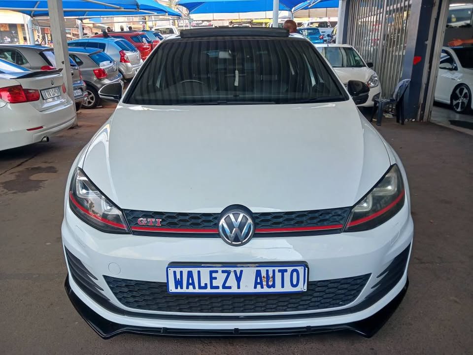 2015 VW GOLF 7 GTI 2.0 Transmission: Automatic  Mileage: 76000km  Fueltype: Petrol  White