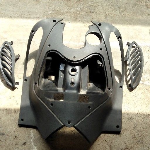 Gomoto 300 C5 scooter fairing part for sale