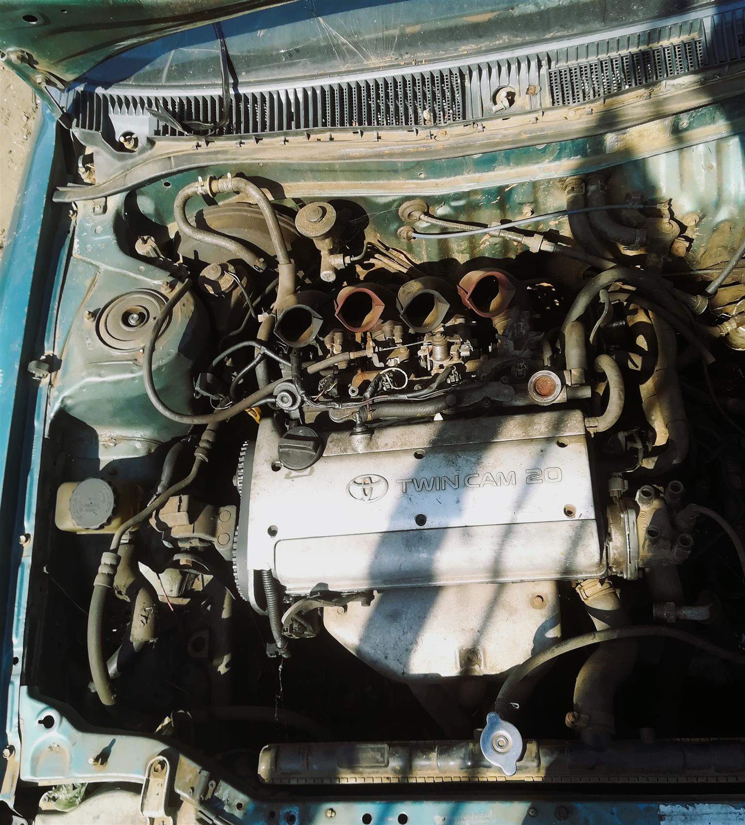 2000 Toyota Tazz 2.0L - Stripping for Spares