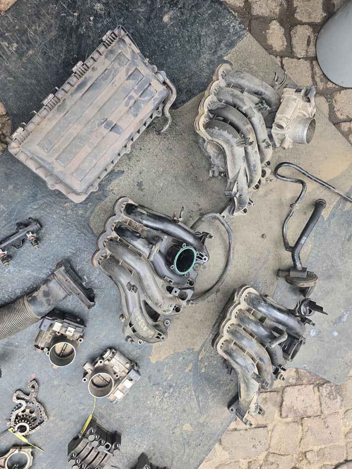 Volkswagen Polo Vivo CLP Engine Parts Call - Private Seller Volkswagen Polo Vivo CLP Engine Parts Call - Private Seller