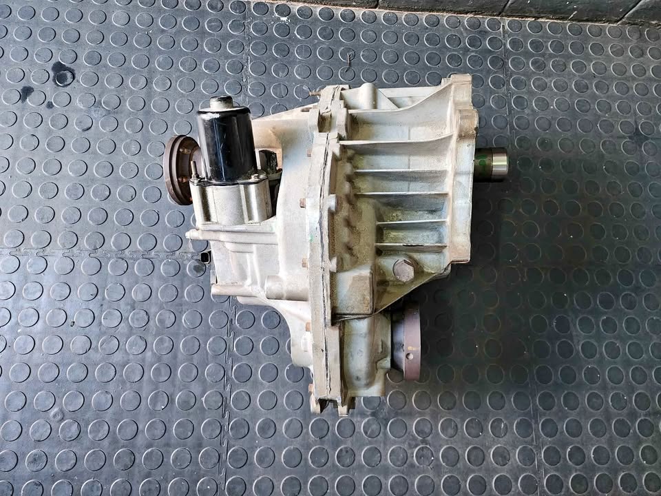 JEEP 3.6 TRANSFER CASE - Private Seller