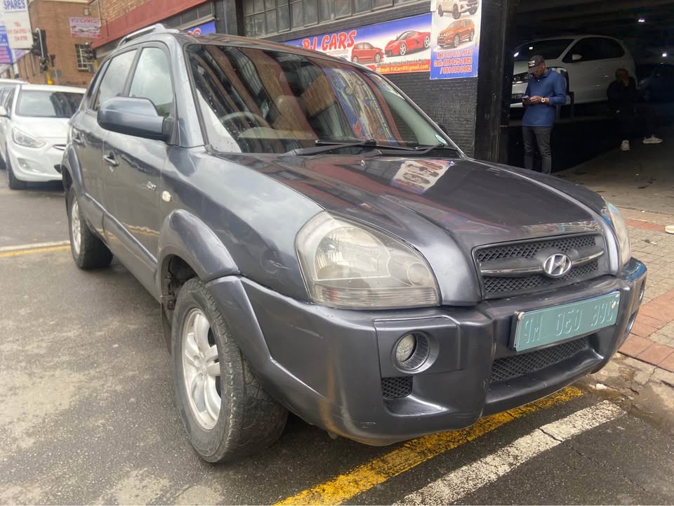 2009 Hyundai Tucson 2,0 V6 Automatic 150000km