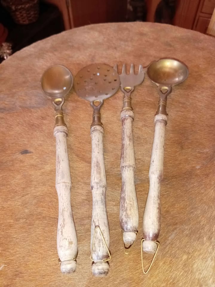 Huge variety of African Arts and Crafts
