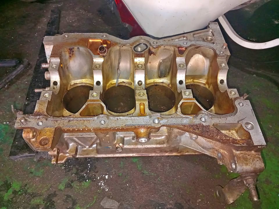 Nissan Almera 1.5 block - Private Seller