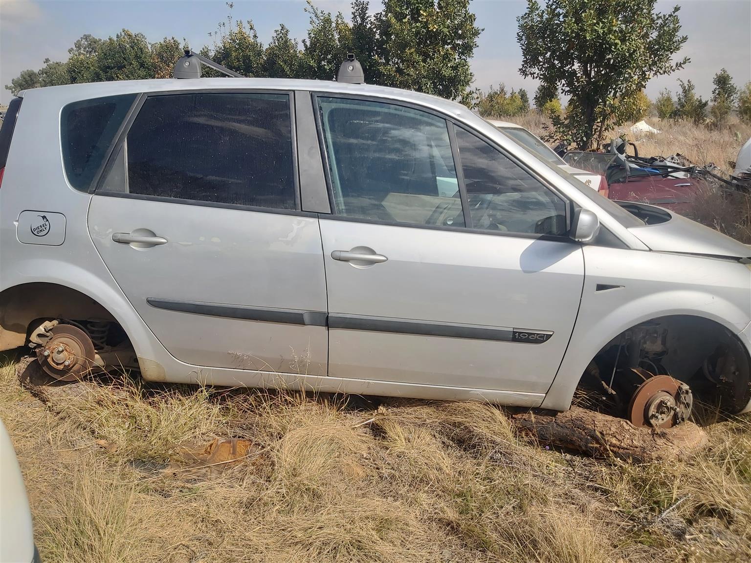 SCENIC1.9 diesel parts - Private Seller SCENIC1.9 diesel parts - Private Seller