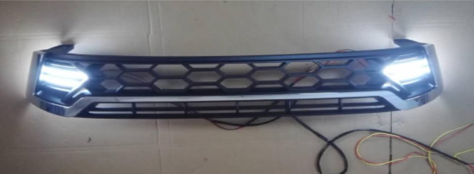 Toyota Hilux  revo grill with LED - Private Seller