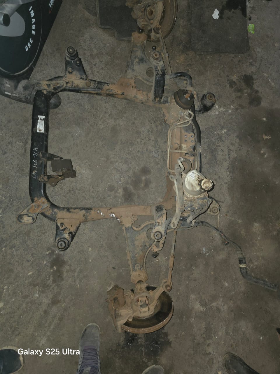 Opel astra H front subframe complete - Private Seller