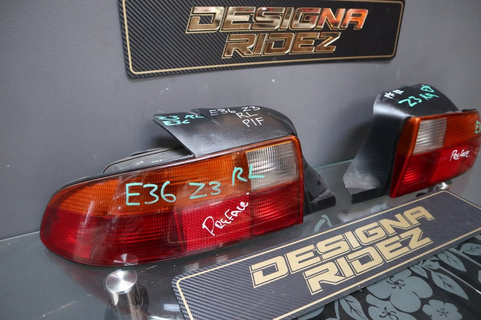BMW E36 Z3 TAIL LIGHTS - Private Seller BMW E36 Z3 TAIL LIGHTS - Private Seller