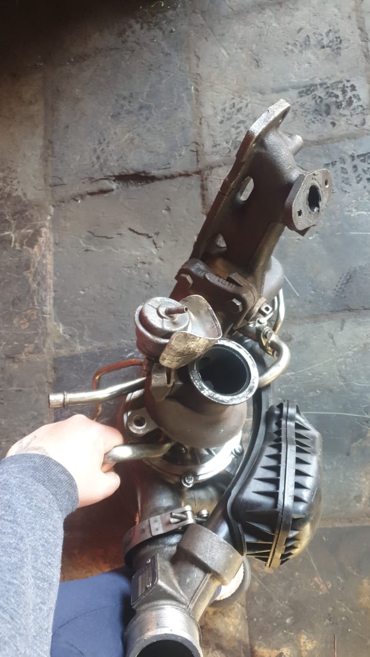 XC60 2.4 D5 D5244T7 TWIN TURBO