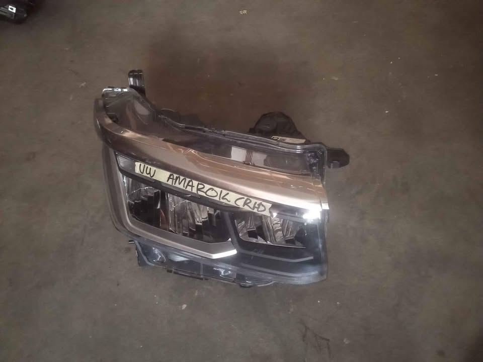 VW amarok L/headlight