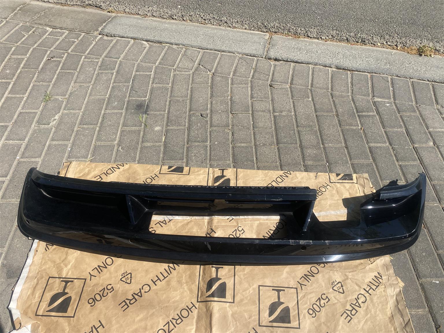2020 VW TIGUAN R-LINE REAR BUMPER DIFFUSER FOR SALE. IN EXCELLENT CONDITION - Private Seller 2020 VW TIGUAN R-LINE REAR BUMPER DIFFUSER FOR SALE. IN EXCELLENT CONDITION - Private Seller